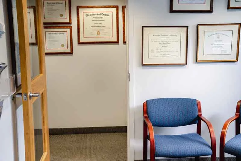 waiting room at Brodine Prosthodontics